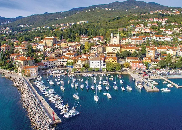 1 Bedroom Awesome In Opatija