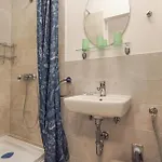 Apartment In With Wifi