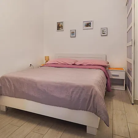 公寓 1 Bedroom Awesome In