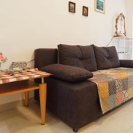 1 Bedroom Awesome In *