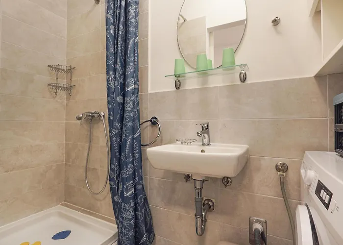 דירה 1 Bedroom Awesome In