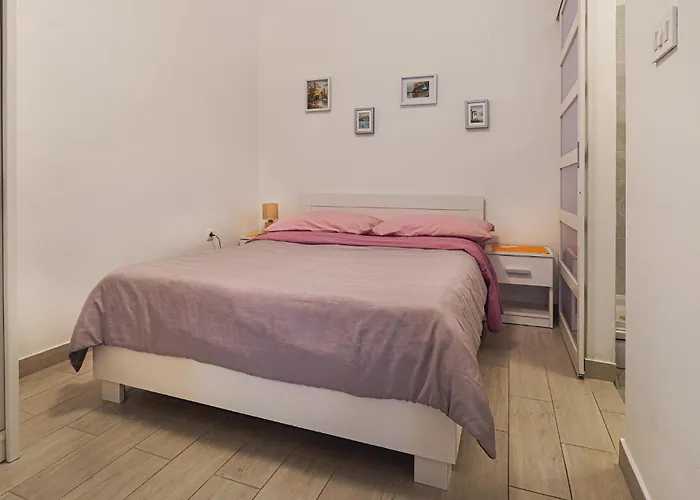 アパート 1 Bedroom Awesome In