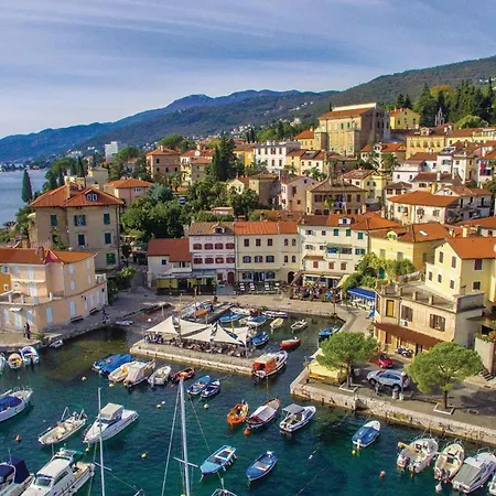 شقة 1 Bedroom Awesome In *